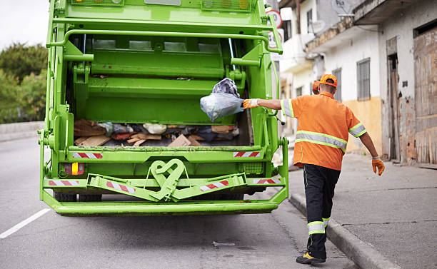 Best Construction Debris Removal  in St Clair Shores, MI